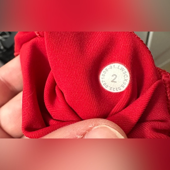 NWOT Lululemon Swift Speed HR Tight 28" -
Dark Red (First Release) - 2 - Picture 11 of 13